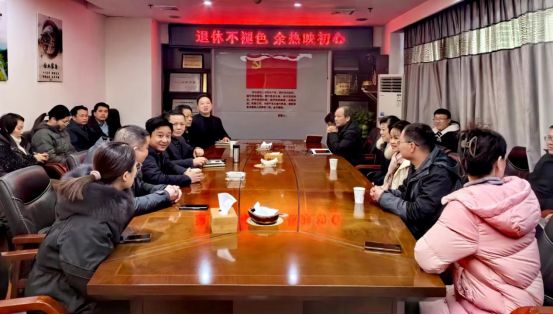 退休不褪色，余熱映初心